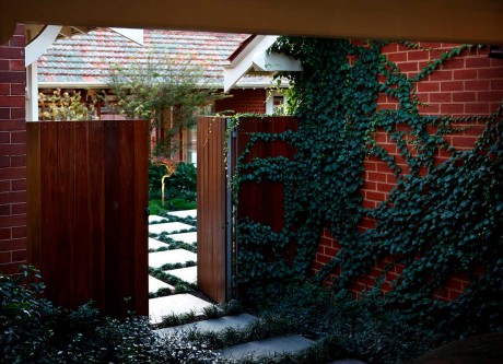 Thru-Gate
